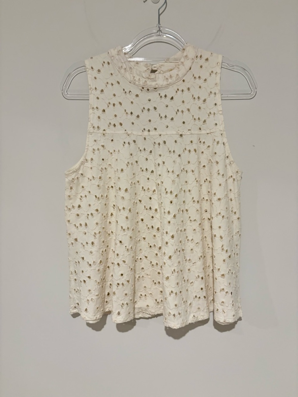 Free People Eyelet Keyhole Tank Top Ivory size Large - Picture 2 of 8